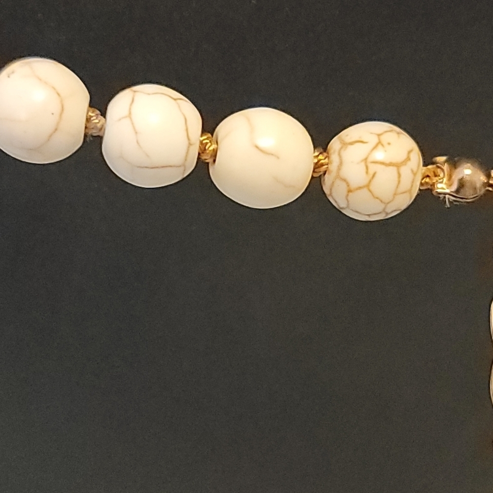 Howlite and Glass Fauceted Bead with Fabric Tassel Pendant Necklace - Picture 6 of 8